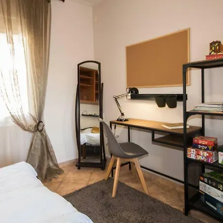 Volos Home Apartment *
